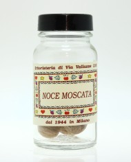 Noce moscata intera