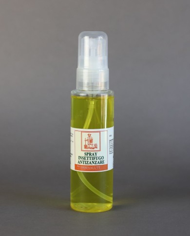 Antizanzare spray con oli essenziali